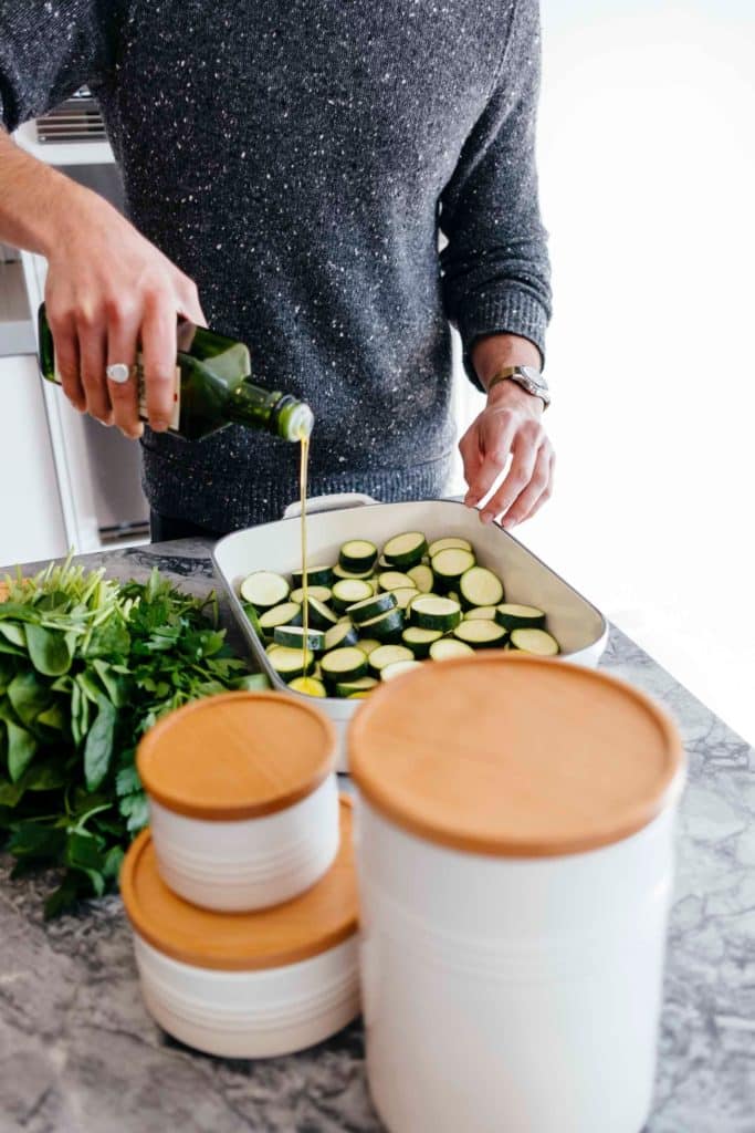 le creuset y8xick dg4k unsplash
